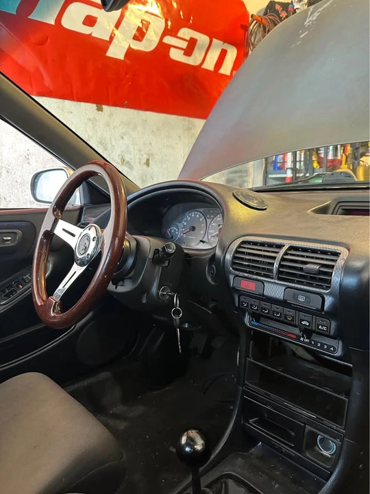 1998 Acura Integra 3rd Gen - Image 5 of 8