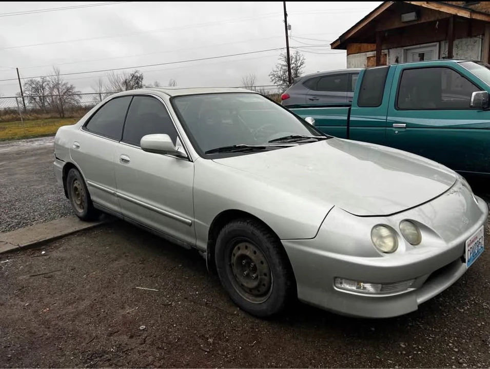 1998 Acura Integra 3rd Gen - Image 2 of 6
