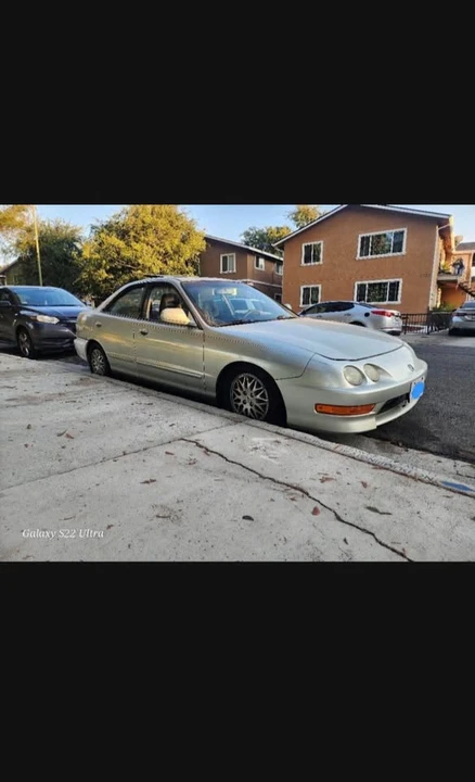 1998 Acura Integra 3rd Gen - Image 2 of 4