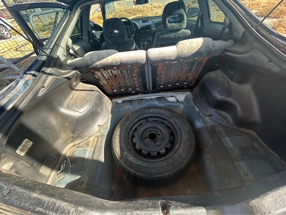 1998 Acura Integra 3rd Gen - Image 14 of 16