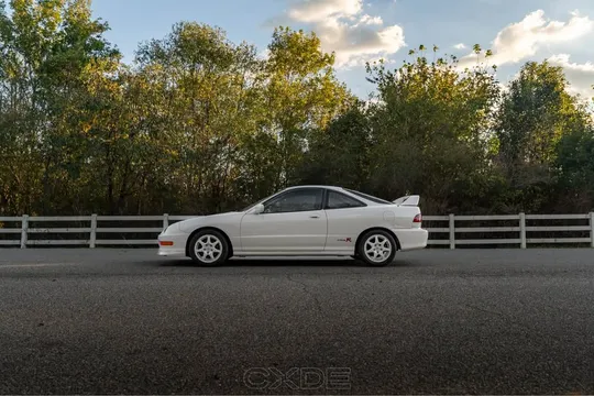 1998 Acura Integra Type R 3rd Gen - Image 3 of 19