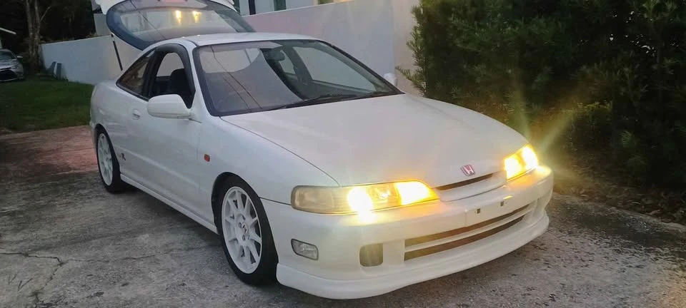 1998 Acura Integra Type R 3rd Gen - Image 2 of 20