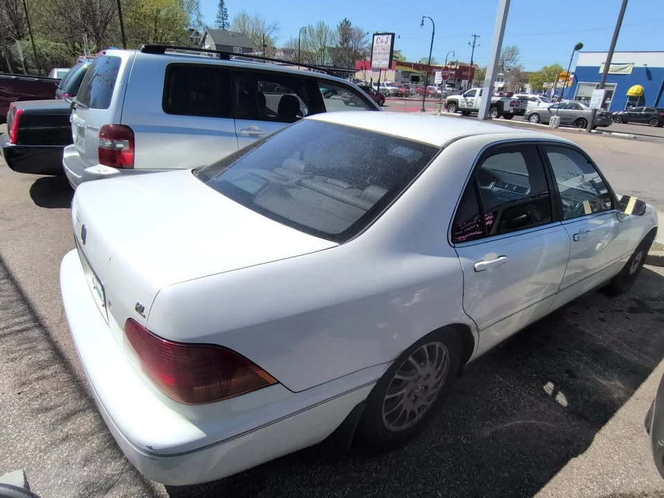 1998 Acura RL 1st Gen - Image 4 of 9