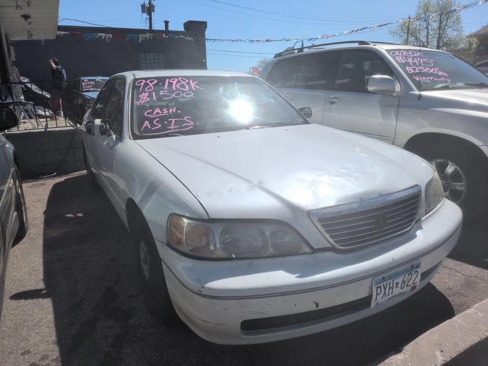 1998 Acura RL 1st Gen - Image 2 of 9