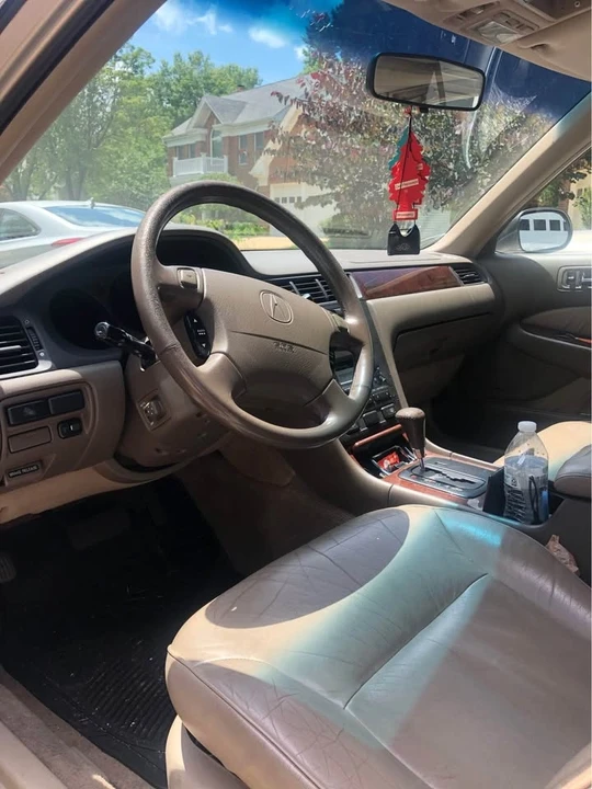 1998 Acura RLX - Image 5 of 11