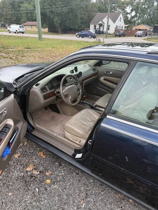 1998 Acura TL 2nd Gen - Image 7 of 10
