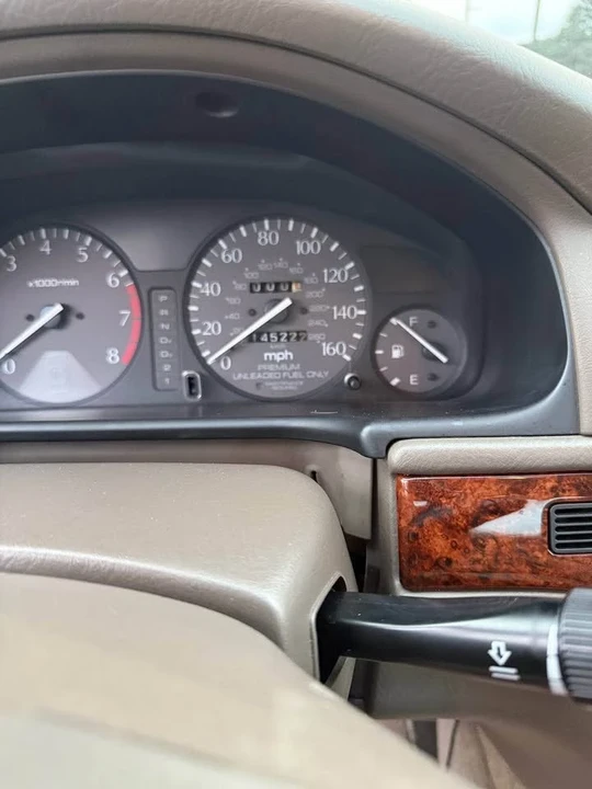 1998 Acura TL 2nd Gen - Image 6 of 10