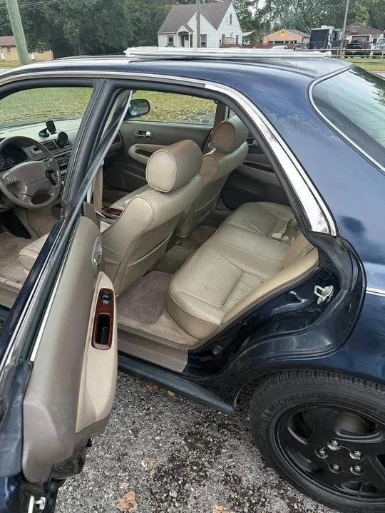 1998 Acura TL 2nd Gen - Image 8 of 10