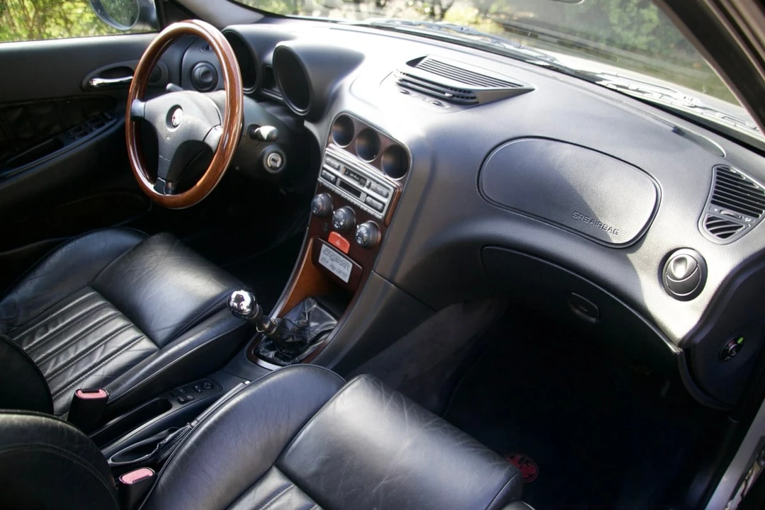 1998 Alfa Romeo 156 - Image 10 of 31
