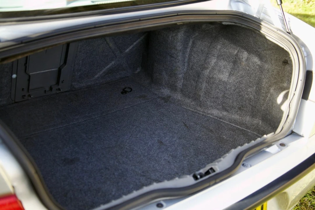 1998 Alfa Romeo 156 - Image 18 of 31