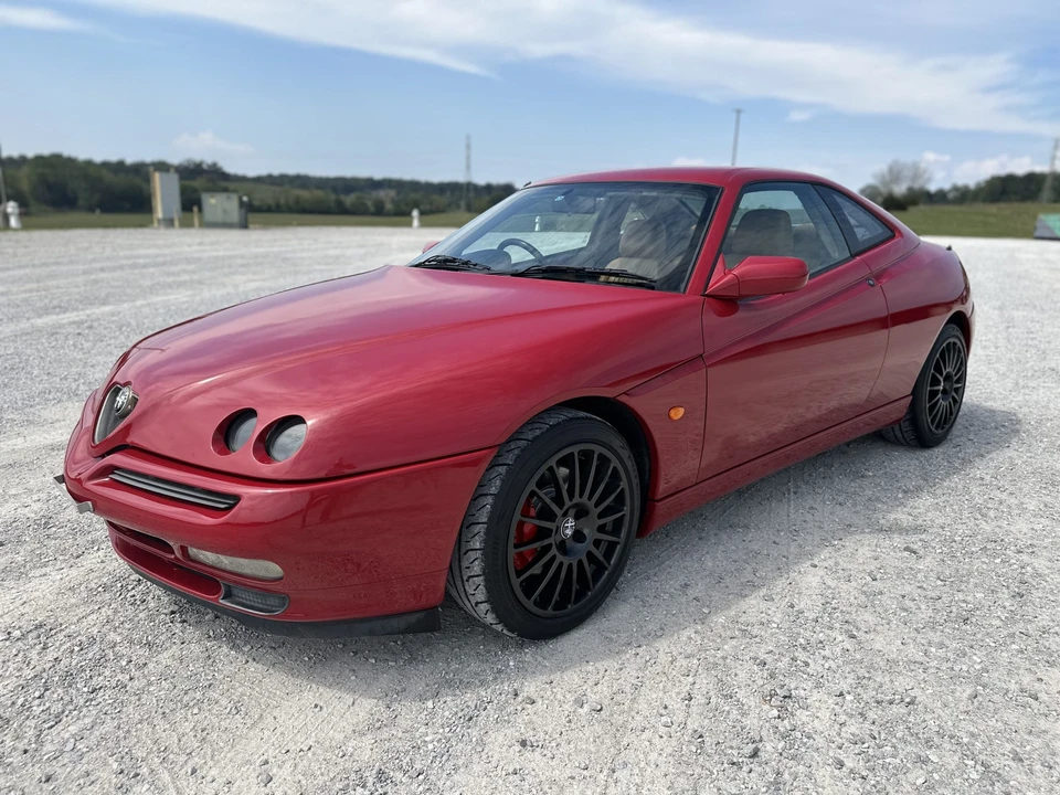 1998 Alfa Romeo 916 GTV & Spider - Image 2 of 31