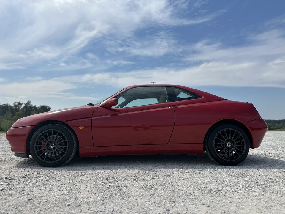 1998 Alfa Romeo 916 GTV & Spider - Image 30 of 31