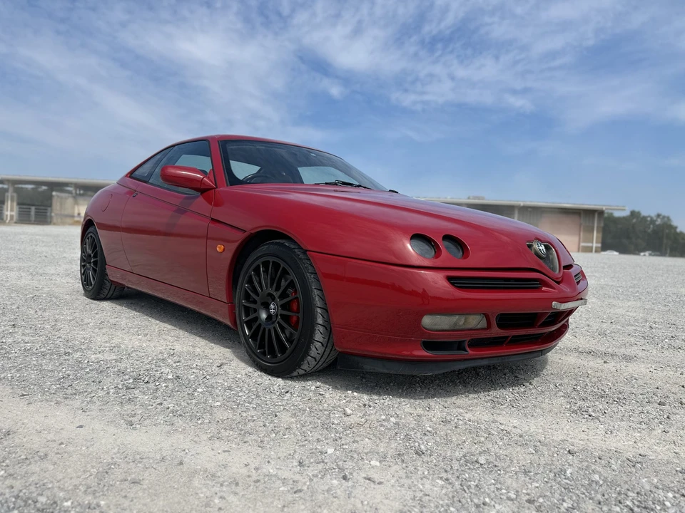 1998 Alfa Romeo 916 GTV & Spider - Image 9 of 31