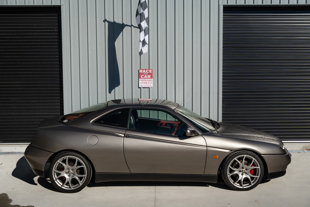 1998 Alfa Romeo 916 GTV & Spider - Image 4 of 31