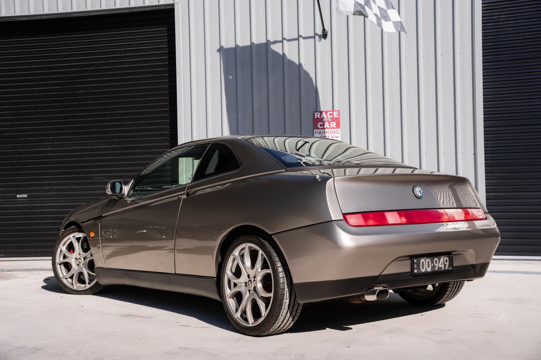 1998 Alfa Romeo 916 GTV & Spider - Image 6 of 31