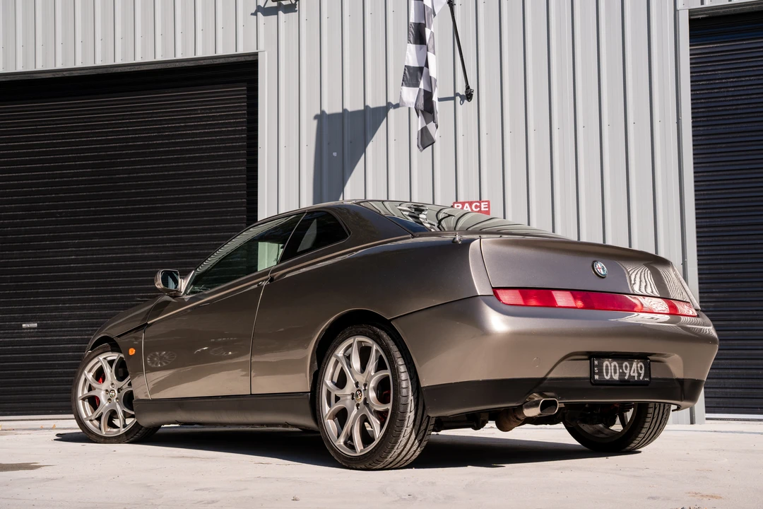 1998 Alfa Romeo 916 GTV & Spider - Image 16 of 31