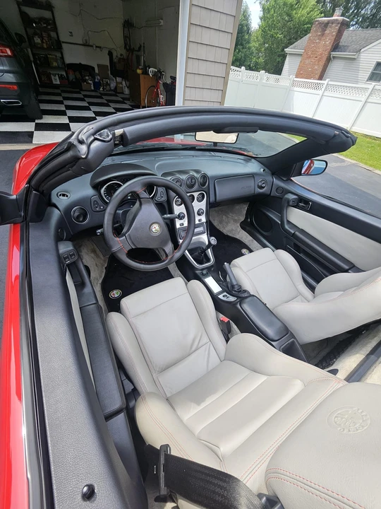 1998 Alfa Romeo 916 GTV & Spider - Image 22 of 31