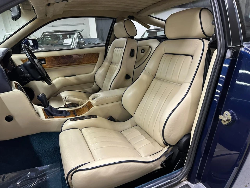 1998 Aston Martin V8 Coupe - Image 11 of 31