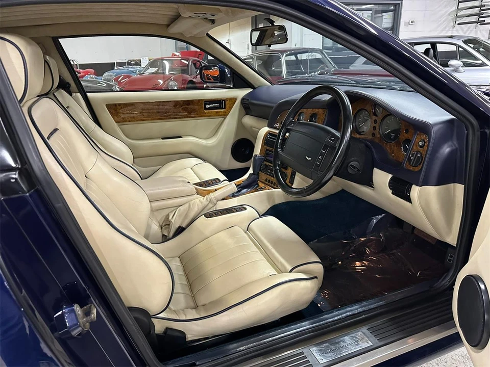 1998 Aston Martin V8 Coupe - Image 13 of 31