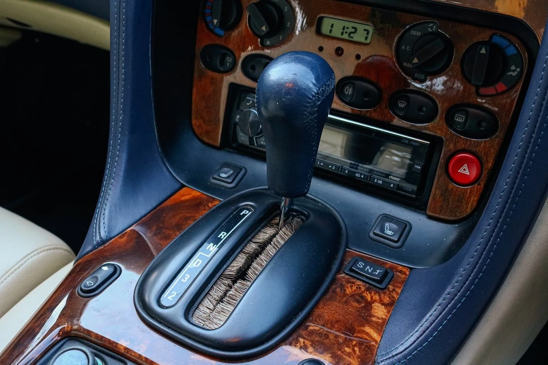 1998 Aston Martin DB7 - Image 17 of 30