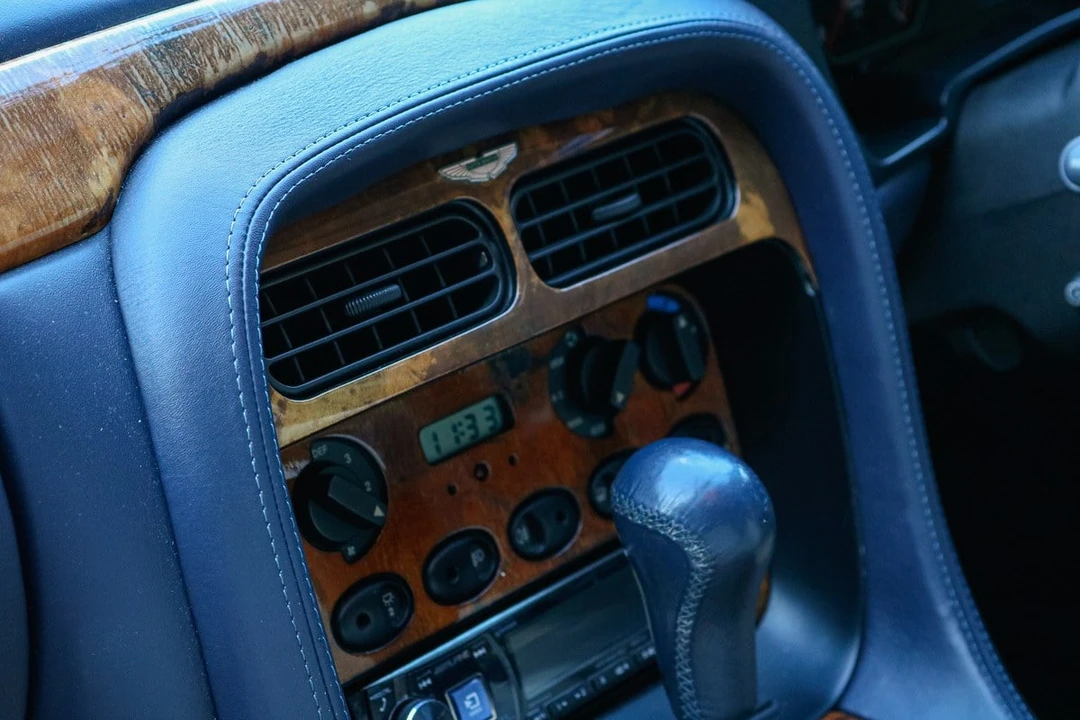 1998 Aston Martin DB7 - Image 15 of 30