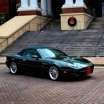 1998 Aston Martin DB7 Volante