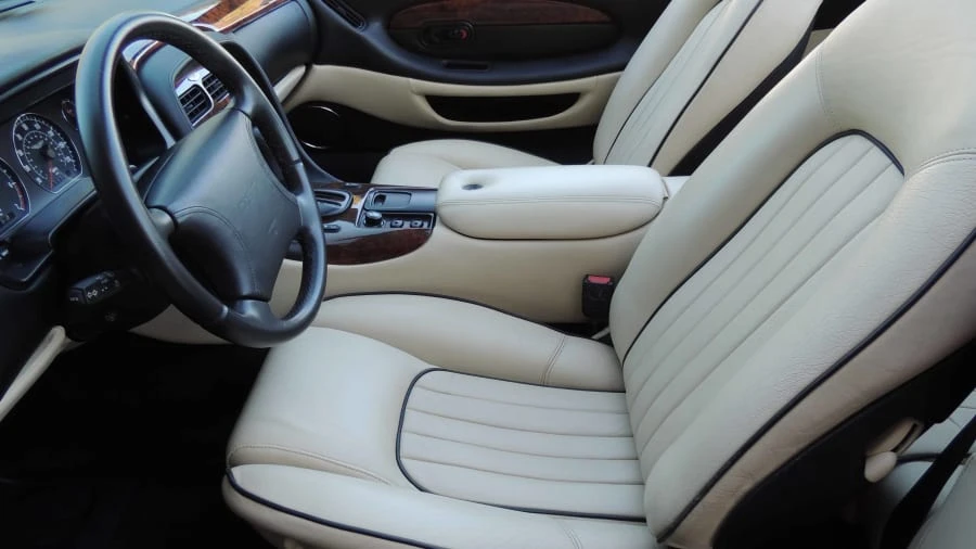1998 Aston Martin DB7 - Image 5 of 20