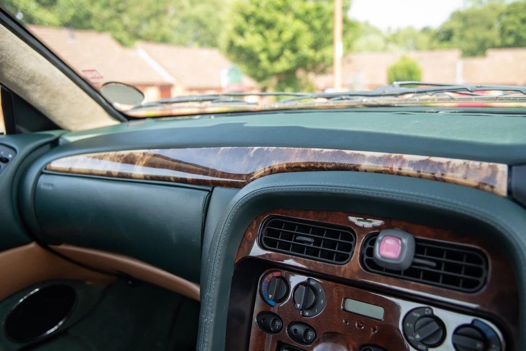 1998 Aston Martin DB7 - Image 26 of 30