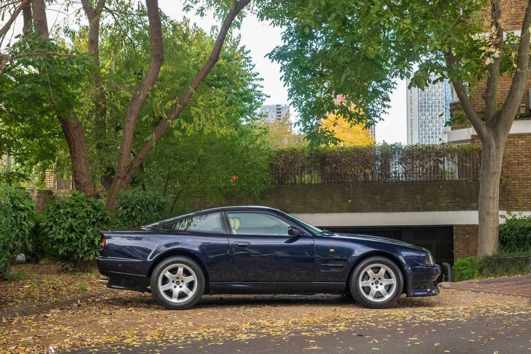 1998 Aston Martin Vantage (1993-2000) - Image 11 of 31