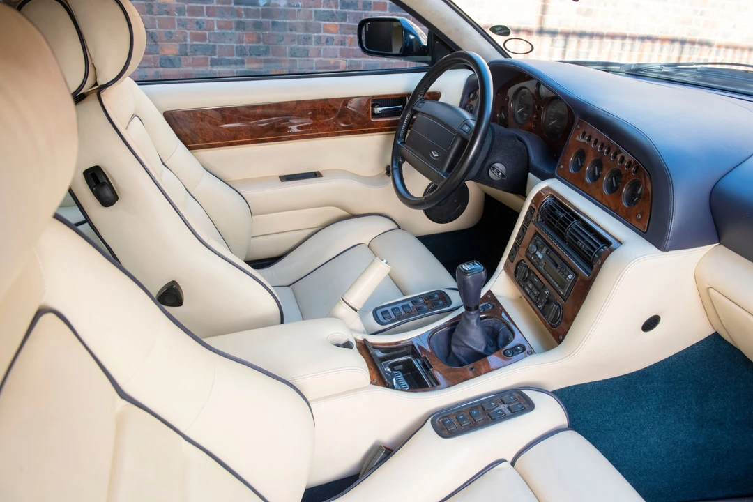 1998 Aston Martin Vantage (1993-2000) - Image 31 of 31