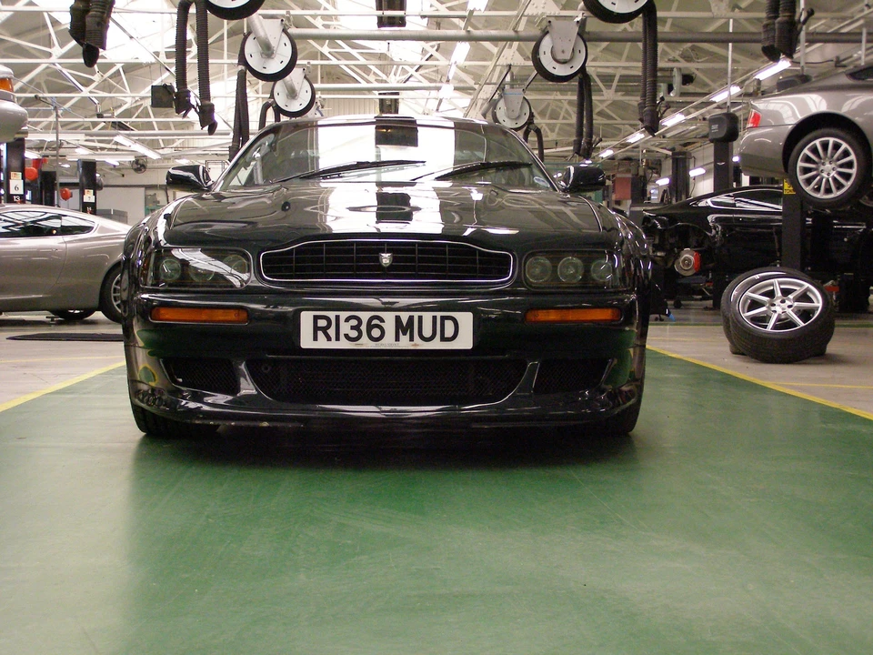 1998 Aston Martin Vantage - Image 5 of 8