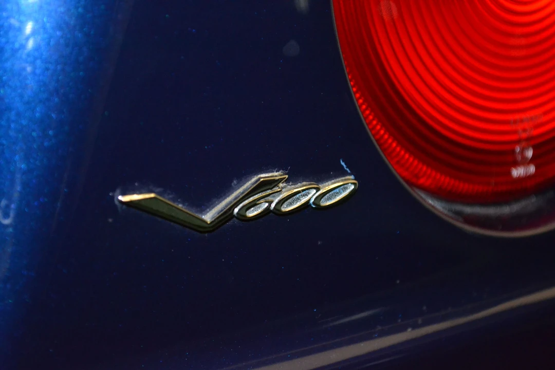 1998 Aston Martin Vantage (1993-2000) - Image 6 of 12