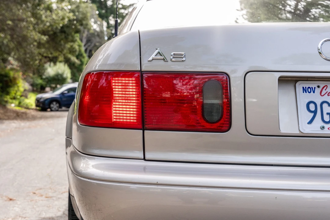 1998 Audi D2 A8 - Image 17 of 31