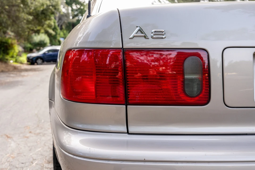 1998 Audi D2 A8 - Image 15 of 31