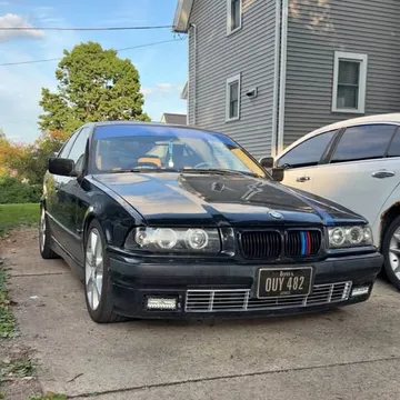 1998 BMW 3 Series 328i Sedan 4D