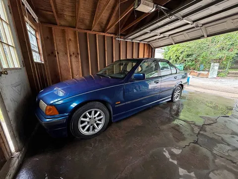 1998 BMW 3 Series 328i Sedan