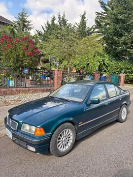 1998 BMW 3 Series 328i Sedan 4D