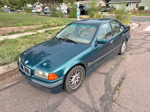 1998 BMW 3 Series 328i Sedan 4D