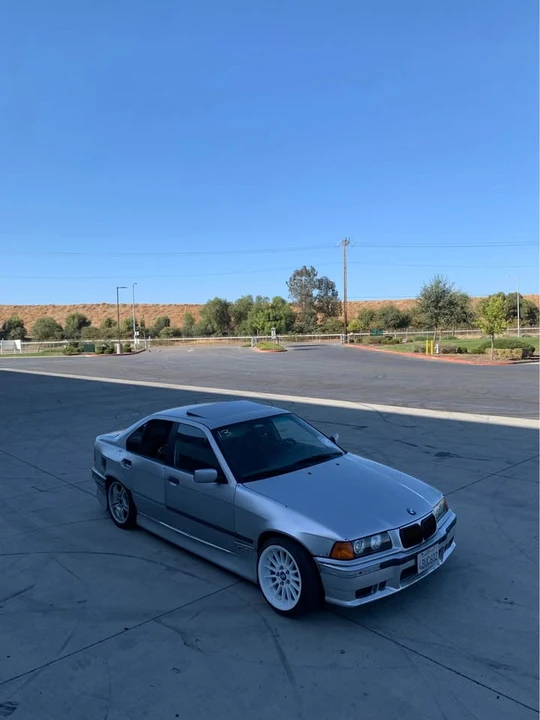 1998 BMW E36 3 Series - Image 2 of 3