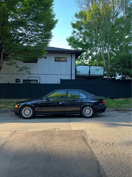 1998 BMW 3 Series - Image 3 of 15