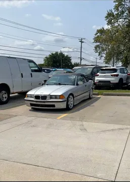 1998 BMW 323i Convertible