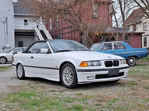 1998 BMW 323i Convertible