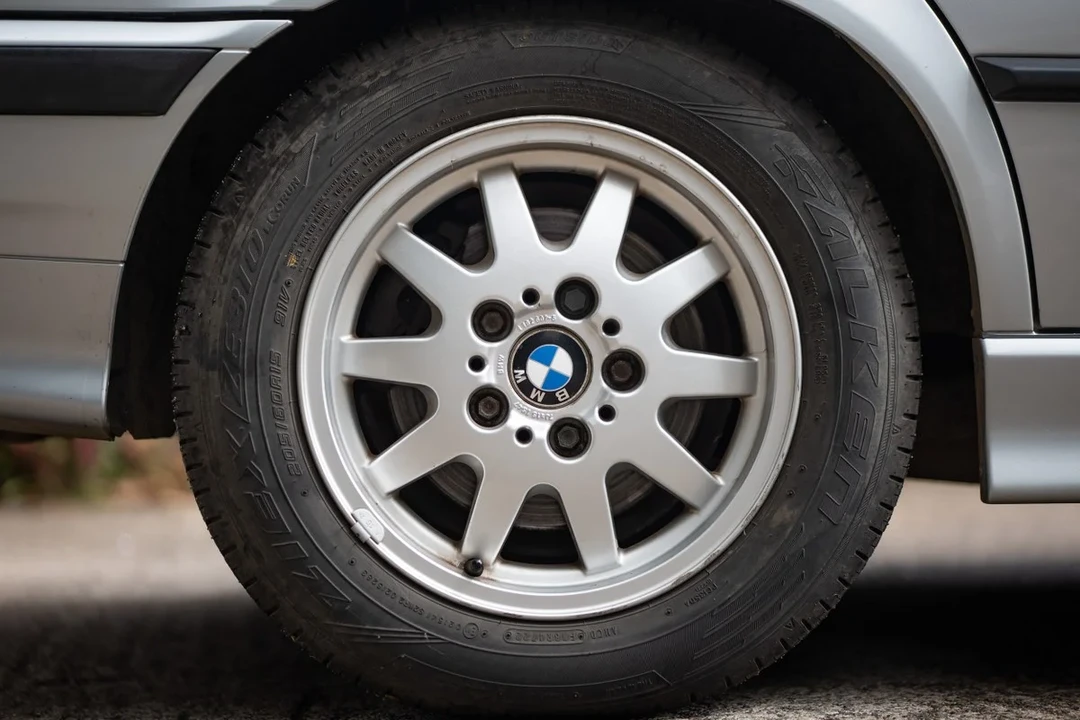 1998 BMW E36 3 Series - Image 9 of 31