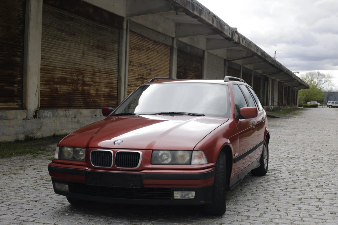 1998 BMW E36 3 Series - Image 2 of 31