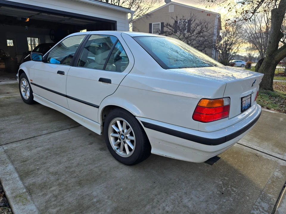 1998 BMW E36 3 Series - Image 8 of 31