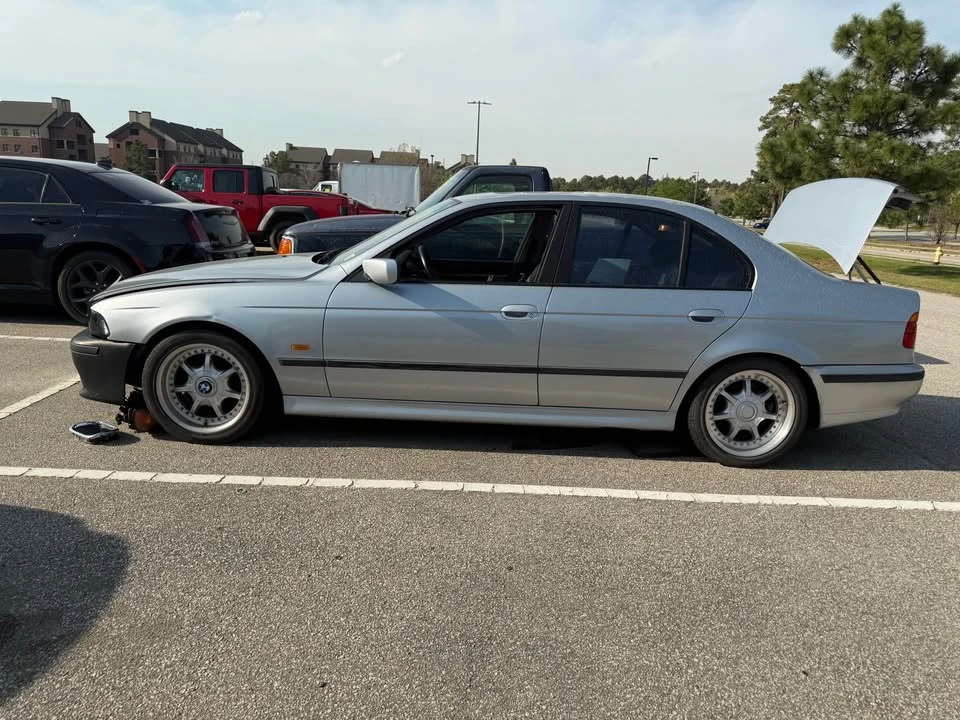 1998 BMW - Image 2 of 4