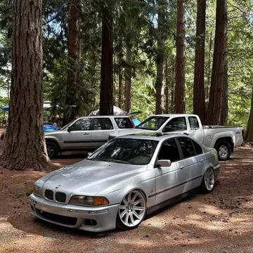 1998 BMW 5 Series 540i Sedan 4D