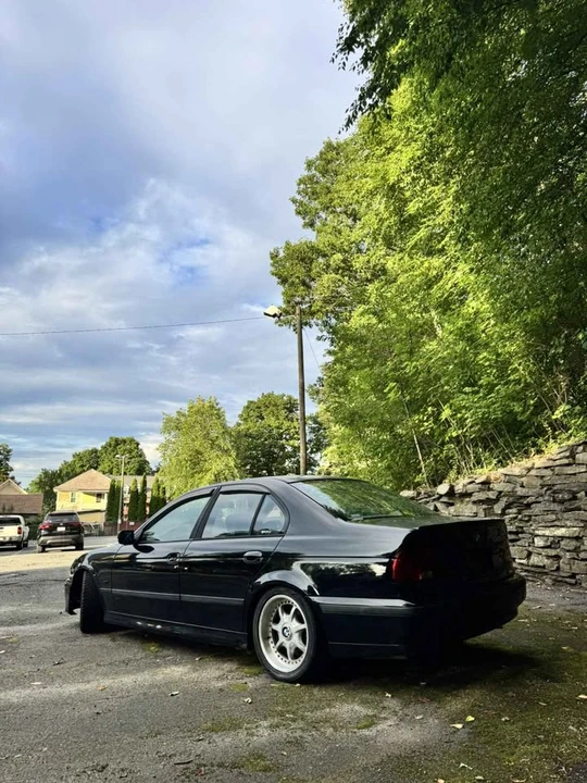 1998 BMW E39 540i - Image 3 of 5