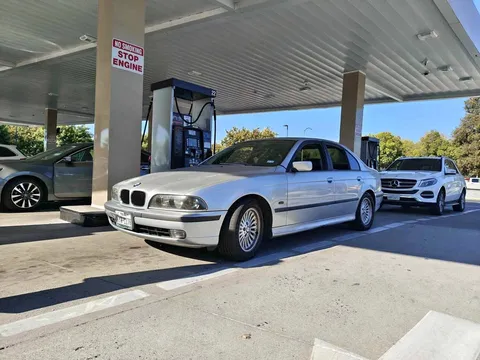 1998 BMW 5 Series 540i Sedan 4D