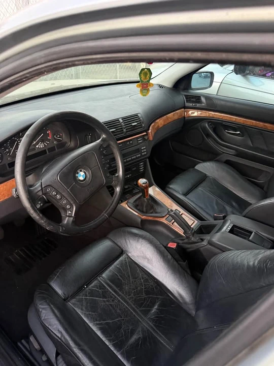 1998 BMW E39 540i - Image 3 of 4